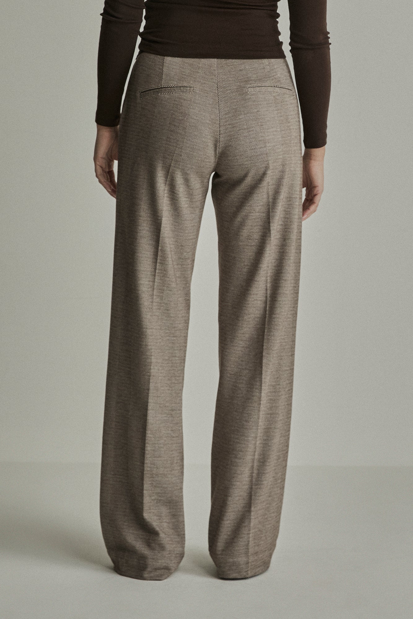 Zigzag Brown