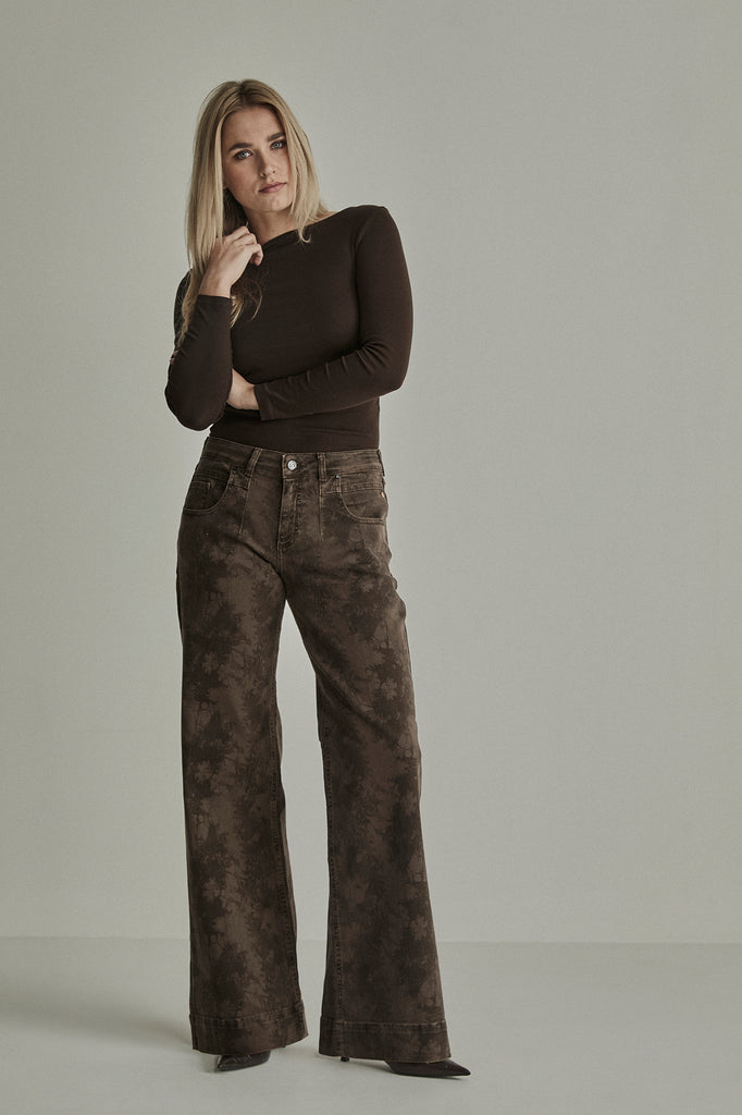 Deep Brown