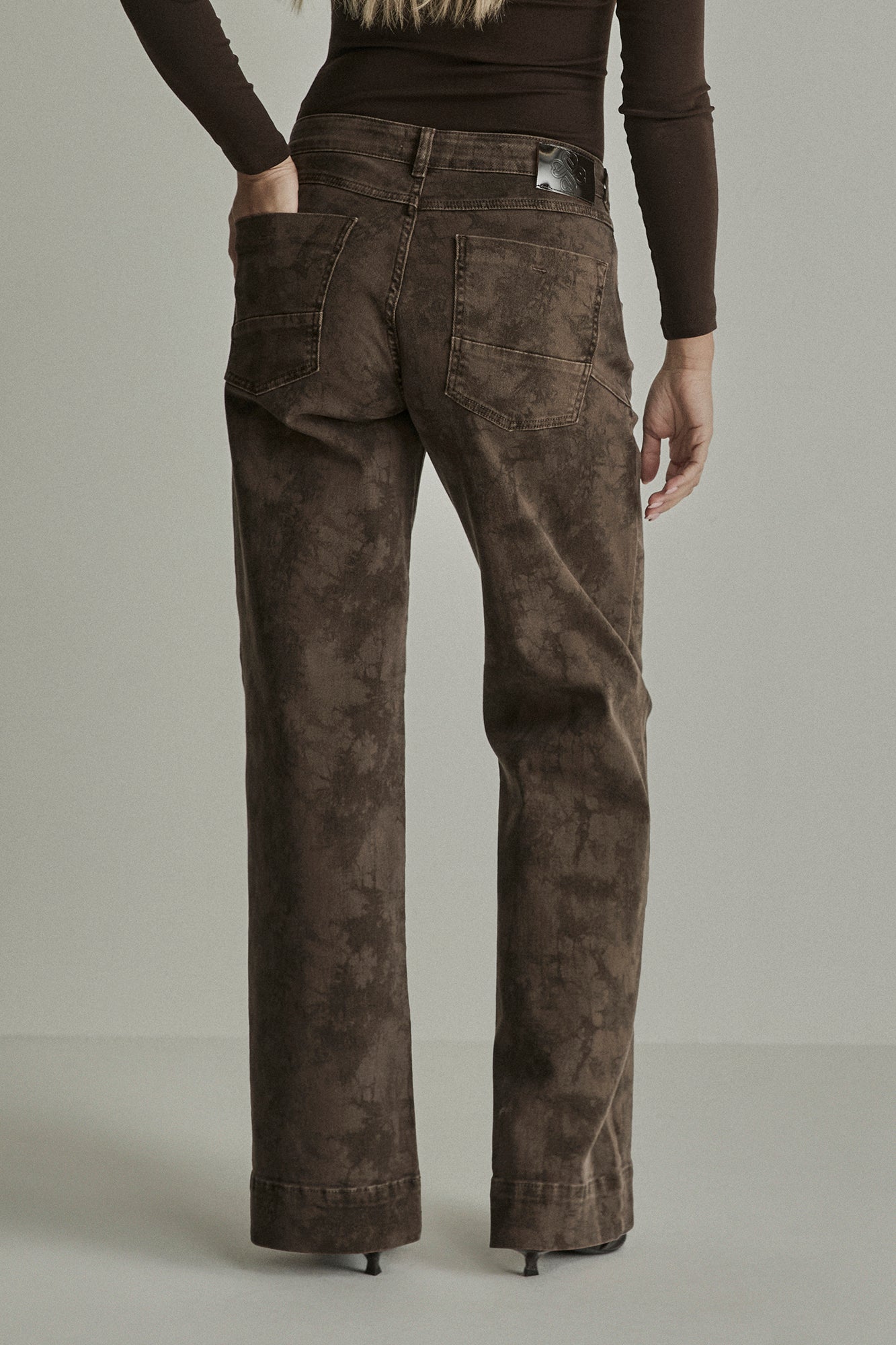 Deep Brown