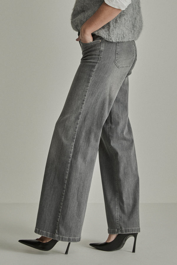 Grey Used